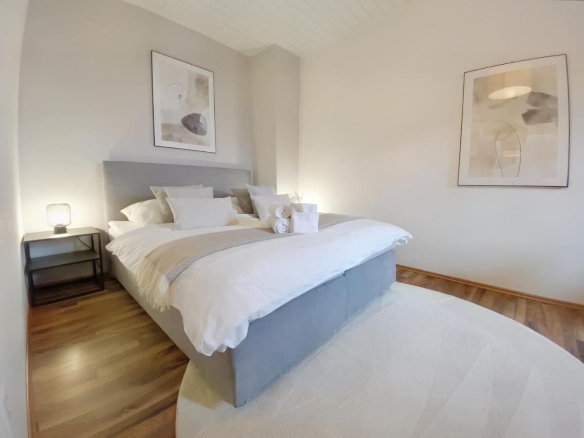 Milpau Recklinghausen1 - Modernes Und Zentrales Premium-Apartment Mit Queensize-Bett, Netflix, Nespresso, Smart-Tv Und Privatparkplatz 외부 사진